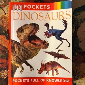 DK Pockets Dinosaurs Book